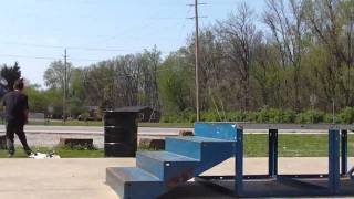 Daniel Gillette- 2 Lines