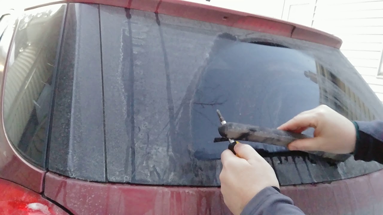 How to replace rear wiper on 2010 Chevrolet Equinox - YouTube