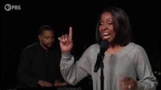 Gladys Knight Performs 'Wind Beneath My Wings'