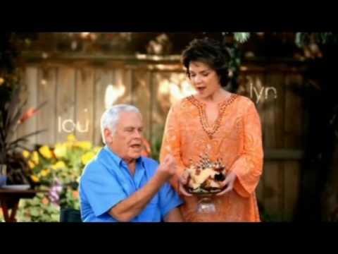 Neighbours Opening Titles - 2010 (Barry Crocker ve...