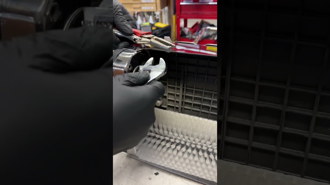 How to put on wheels for Mytee Shark CRB -counter rotating brush for agitation 