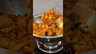 Minivlog#438||💁‍♀️ மாதா ஊட்டாத சோறு மாங்காய் ஊட்டும்😋Raw mango pickle#minivlog@Blinkingstar922
