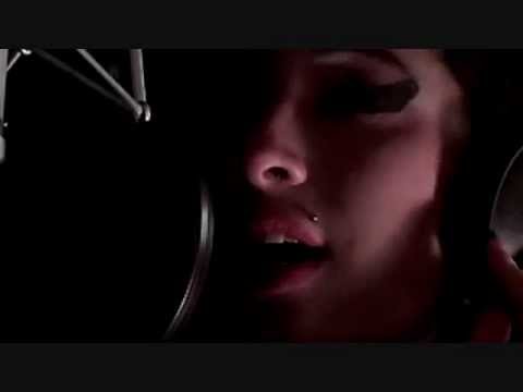 Amy Winehouse Vs. Dionne Bromfield - Love Is A Losing Game (w/ lyrics)