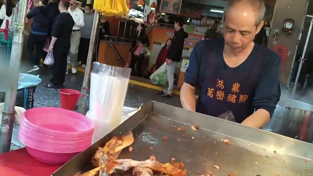 🧧🏮🧨115年農曆12月29［除夕夜］今天是最後一天菜市場開市~明天開始休息~所以我準備買拜地基主~還有明天初一要去清水主廟［觀音廟］大家記得，太歲燈（光明燈）最後祝福大家新年快樂（平安健康）恭喜發財