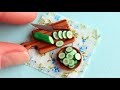 Миниатюрные огурцы в разрезе, деревянная дощечка🥒Cutaway miniature cucumbers, wooden plank🌿