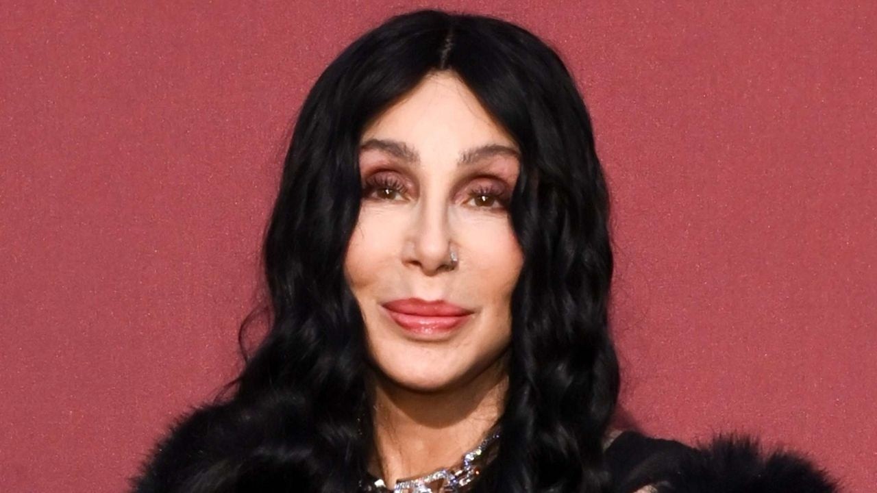 What Happened to Cher at 80 – Try Not to CRY When You See This - YouTube
