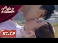 Aşk Hakkında | Klip 9 |  Wei Qing ve Zhou Shi çim öpücüğünün kilidini açtı ! 💋🔥