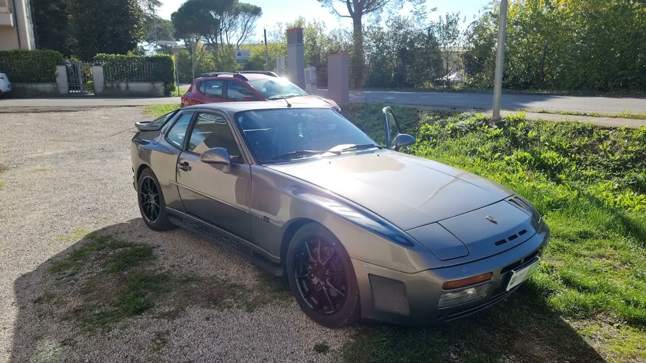 Porsche 944 Turbo