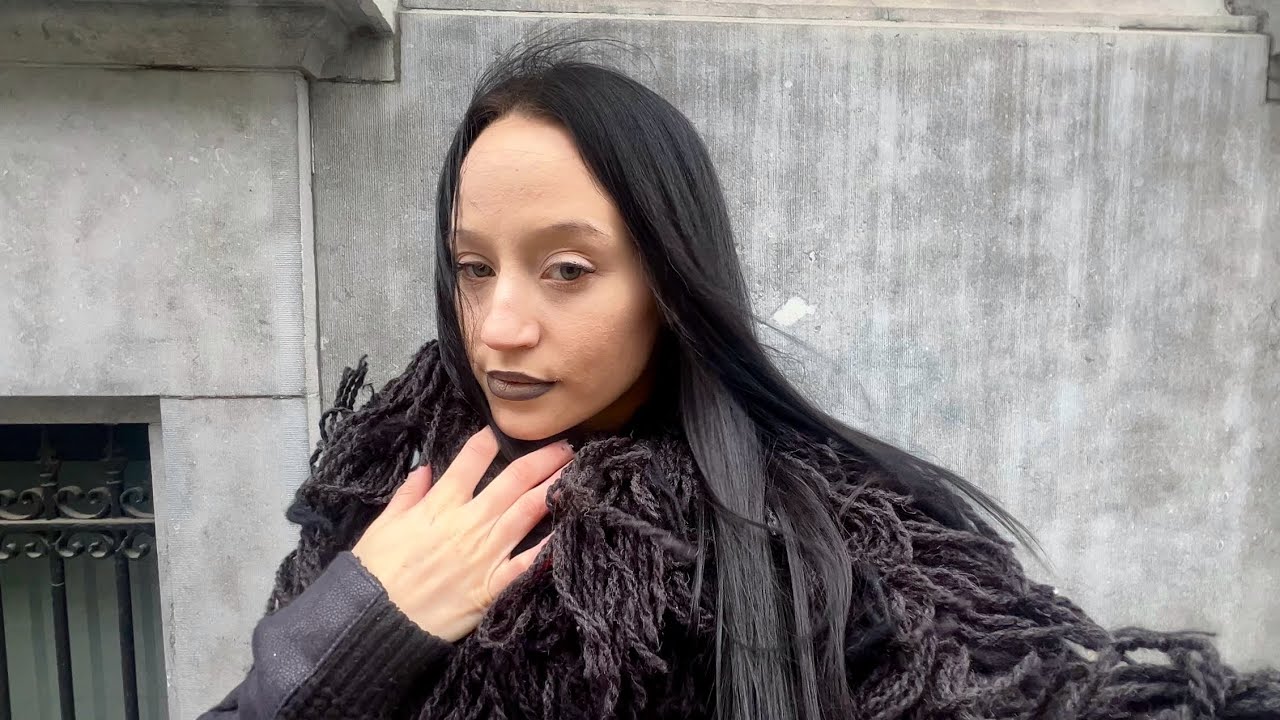 archive thrifting at Designer Sales