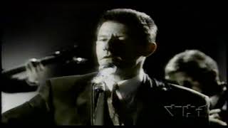 Watch Lyle Lovett Flyin Shoes video