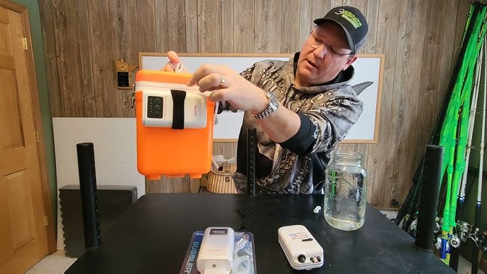 Best Aerator To Keep BAIT ALIVE!! Engel Aerator VS Bubble Box. (Test &  Review) 