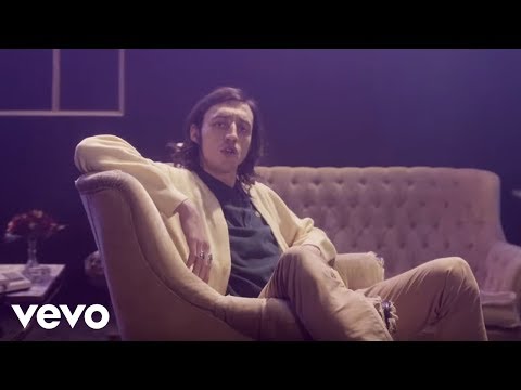 Roméo Elvis x Le Motel - Drôle de question