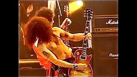 Slash & Joe Elliott with Queen - Tie Your Mother Down - Freddie Mercury Tribute - Live Wembley 1992