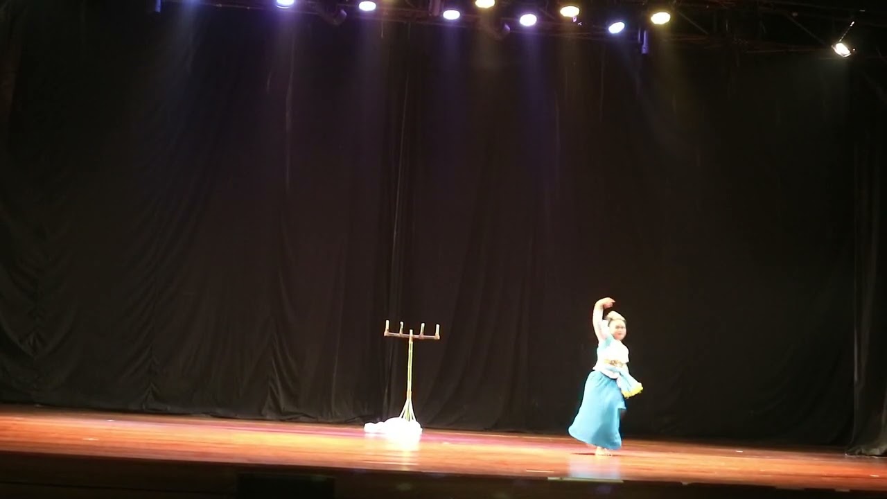 Pasanggiri jaipong Parigel Ronggeng Kala Daru || Wafa sakhi Latifah | Koreo& Coach Arbi Nuralamsyah