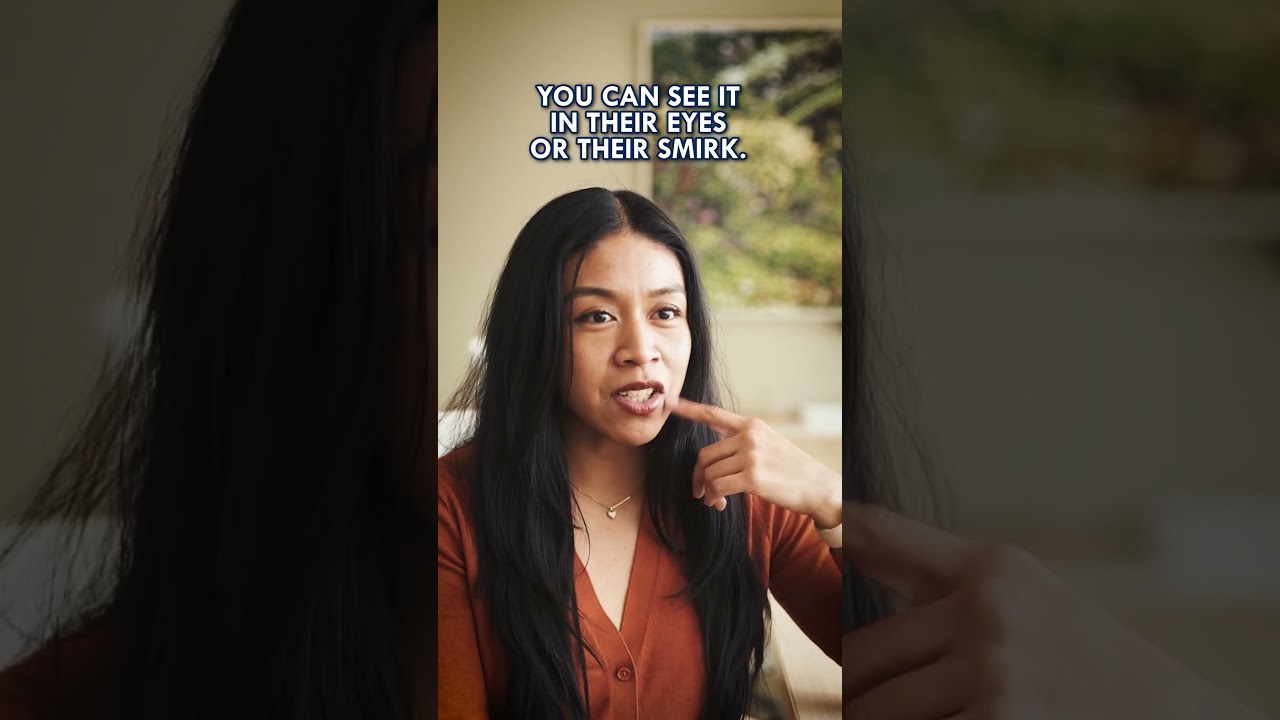 There are a couple tells. | Mayra Maturana 