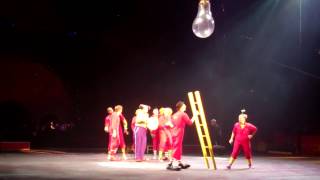 Ringling Bros. Clowns: Lightbulb Gag