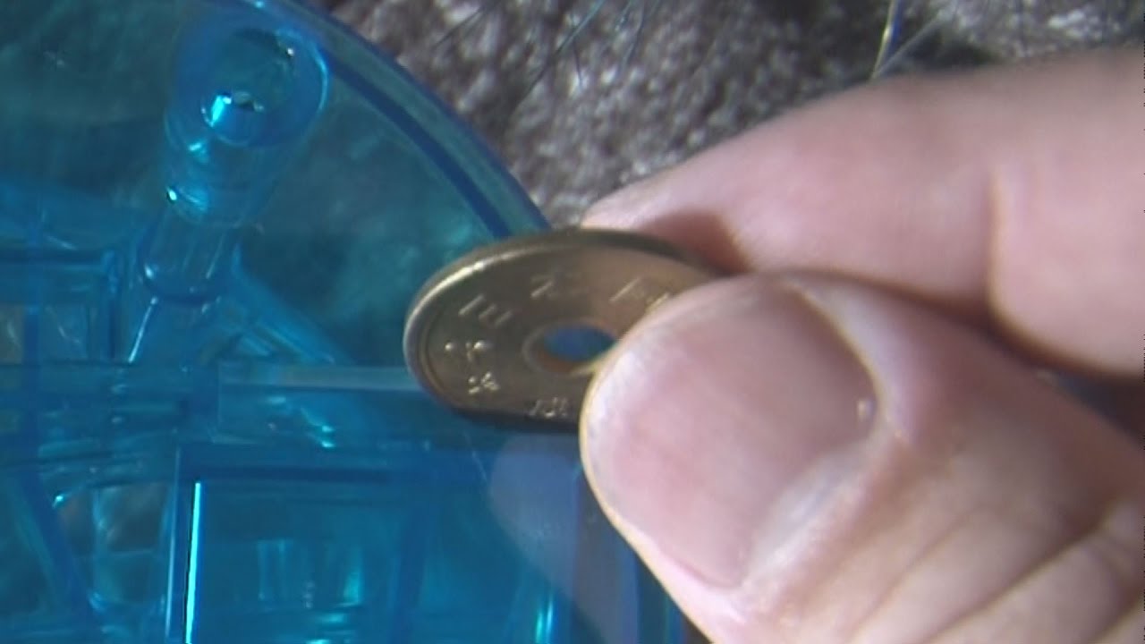 コインセレクター(貯金箱) 銭別銀行 とりだし君 製品レビュー 存錢罐 Passive Coin Selector SENBETSU GINKOU  TORIDASHI KUN English Sub - YouTube