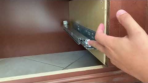 What is broken with this? How do I fix it? Drawer won’t stay closed all the way.