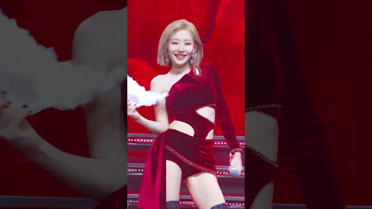 250719 KISS OF LIFE (키스오브라이프)- 쥴리 Te Quiero 4K60P 직캠 fancam @KISS ROAD 콘서트