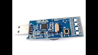 Бір-бірінің алдында іш киімсіз әйелдер видео Қызметші әйел өз қынапшысын бастығына көрсетті