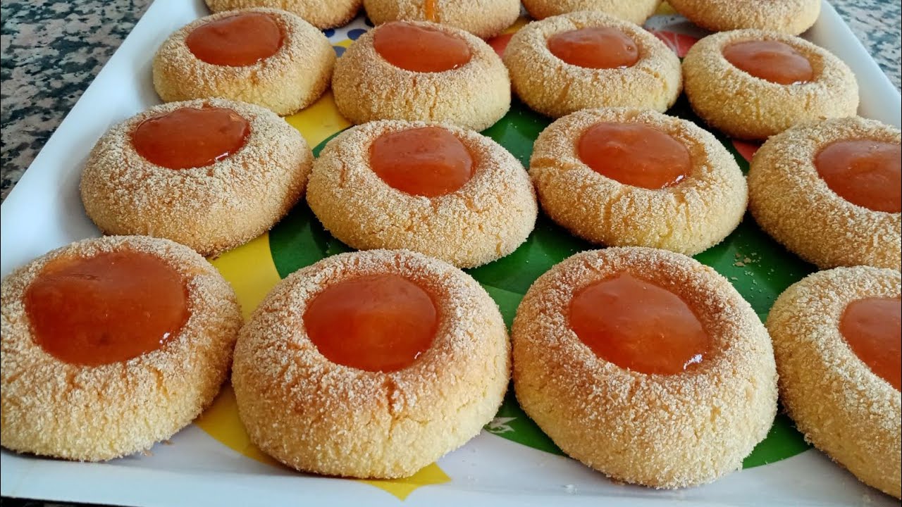 si tienes 3 vasos de sémola y un vaso de leche!! prepara esta merienda tan rica y fácil.