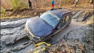 Dacia Duster vs Nissan Patrol Kia Suzuki Vitara Freelander Toyota Nissan Terrano 2,mud off road