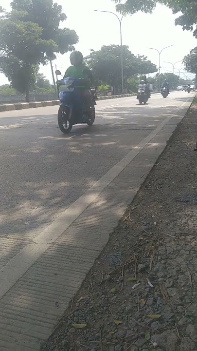 arus mudik di jalan baru karawang ramai lancar #shorts