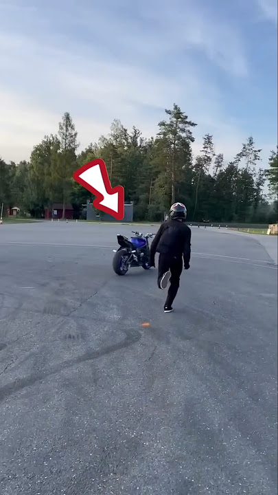 Download lagu The bike got away and ran away #shortsvideo