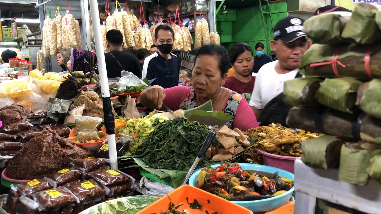 KULINER LEGENDARIS DI PASAR GEDE SOLO