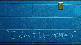 I Don't Like Mondays - The Boomtown Rats - w/lyrics - YouTube