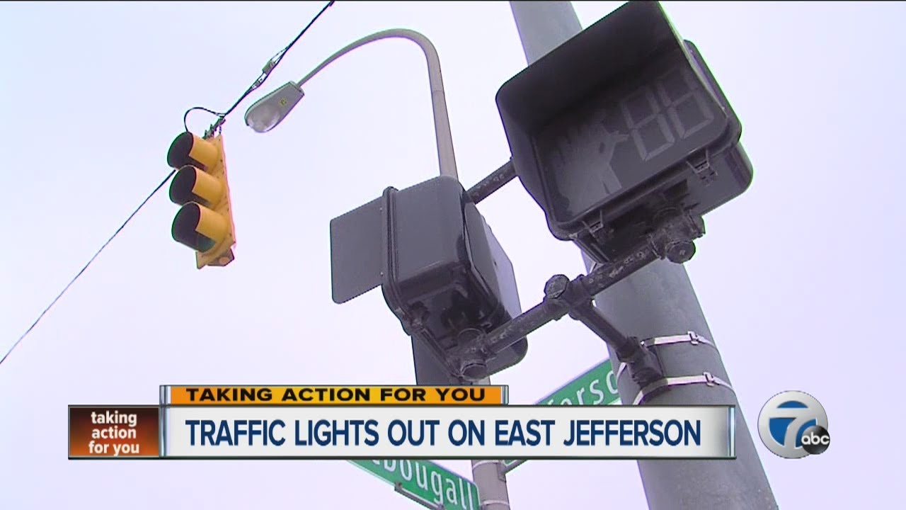 Traffic lights out on East Jefferson YouTube