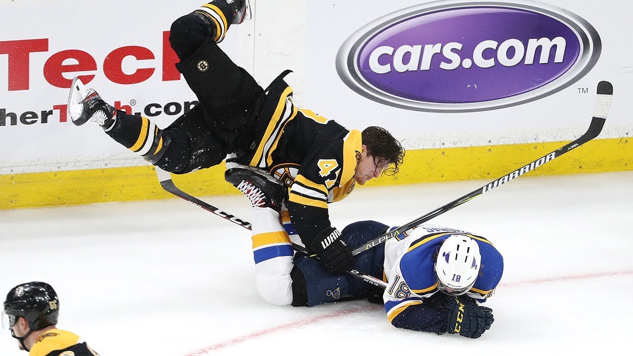 Watch: Torey Krug destroys Robert Thomas with huge hit