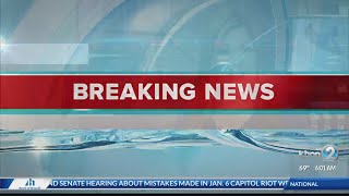 Late night crash on Moanalua Freeway leaves 1 dead and 2 hospitalized