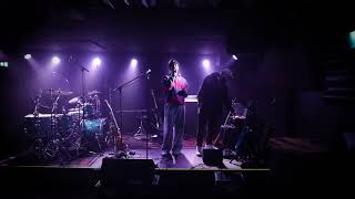 Garth. // Superficial (Official Video & Euro Tour Recap)
