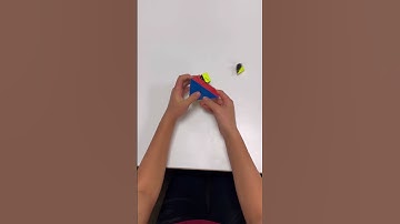 TAKING APART A PYRAMINX!