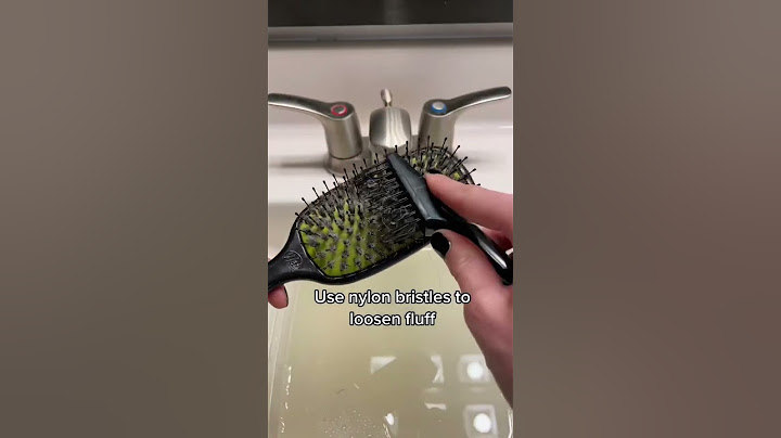 How to Wash Your Hair Brush! #healthyhair #shorts