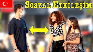 Tanımadığımız Türk Kadınıyla Muhabbet Başlatmak