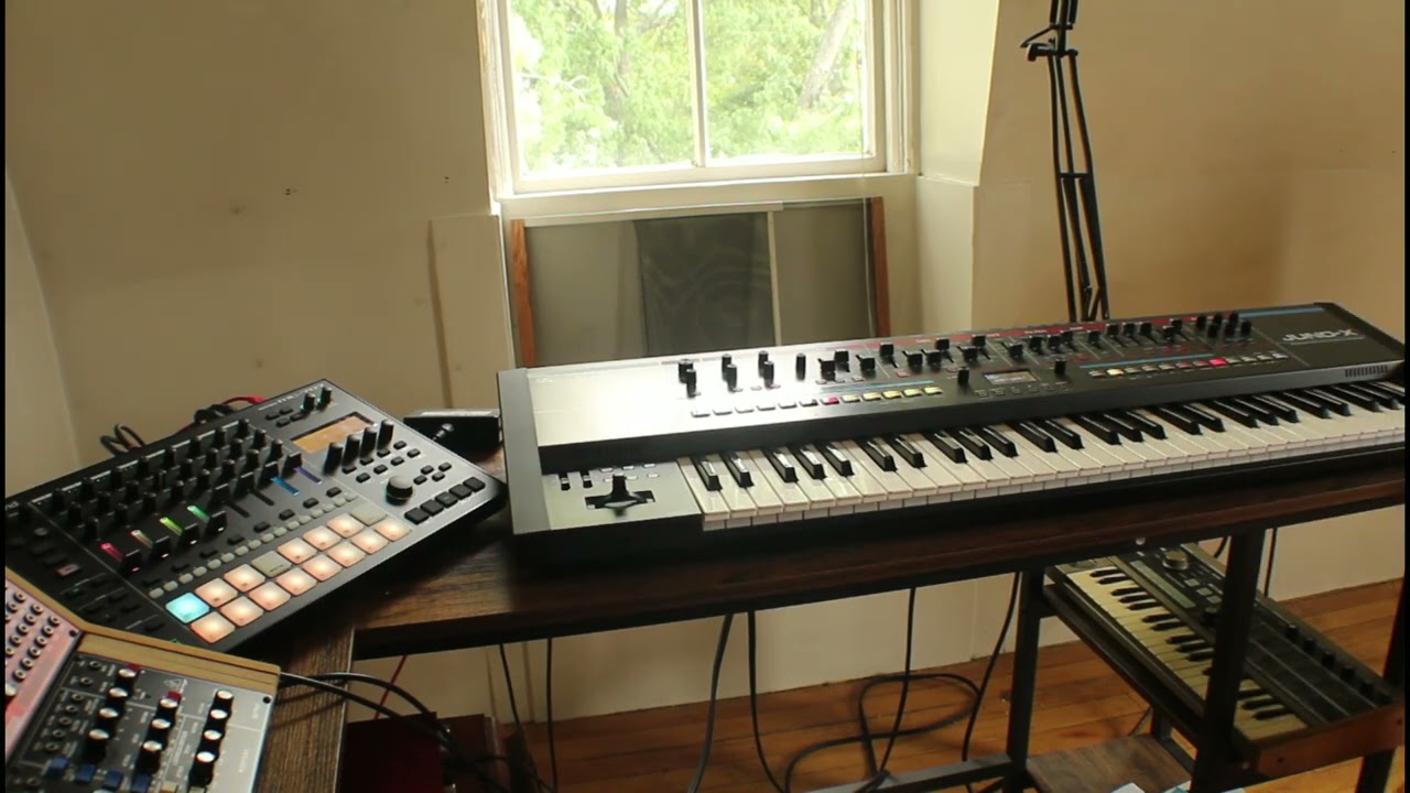 Roland MC-707 & Juno-X First Sequence (EBM,Darkwave,Industrial