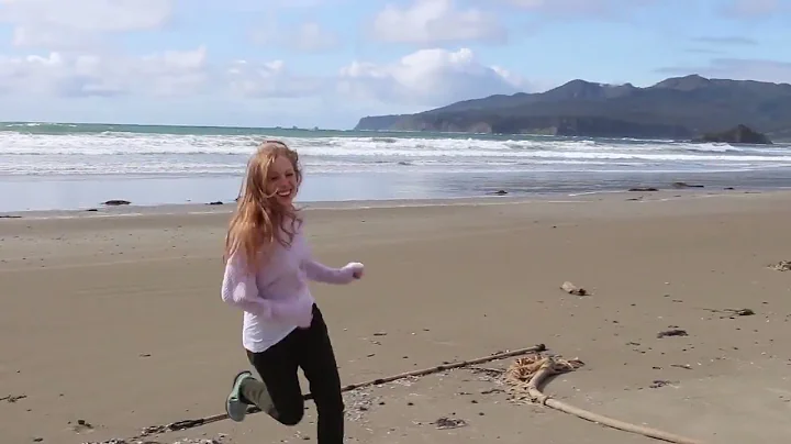 Erica Cooper - Psychotic Beauty (Official Music Vi...