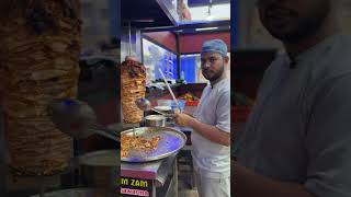 Mayonnaise jada aur Specy bhi #virlshort #resturent #shawarma #youtubevideo #youtubers #video