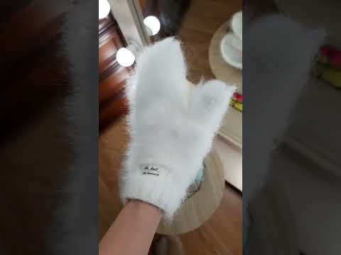 пушистые варежки из