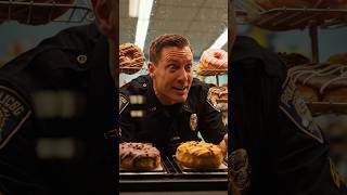 “When USA Police Get the WRONG Emergency Call 😂🍩”#Funny #PoliceComedy #DonutLover #USAComedy #Shorts