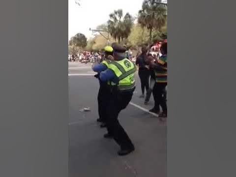 mardi gras wobble dance