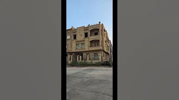 بيت للبيع في العبور 260 متر بدروم وأرضي وأول علي شقه وتاني الدور طالع علي شقتين 