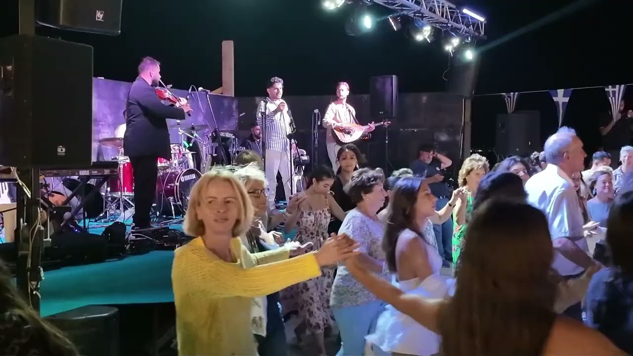 Παναγιώτης Μαύρος  στο Πανηγύρι στον Αμπελά της Πάρου 2025