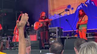 Billy Strings - Picking up the Pieces (widespread panic) with Duane Trucks in the crowd