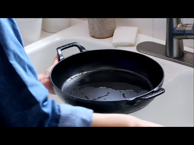 How To Clean Your Staub Braiser - Youtube