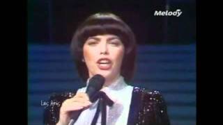 Video thumbnail of "Mireille Mathieu - Une Femme amoureuse (1980)"