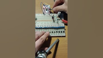 Home-made optoisolator as a basic "tremolo" effect.