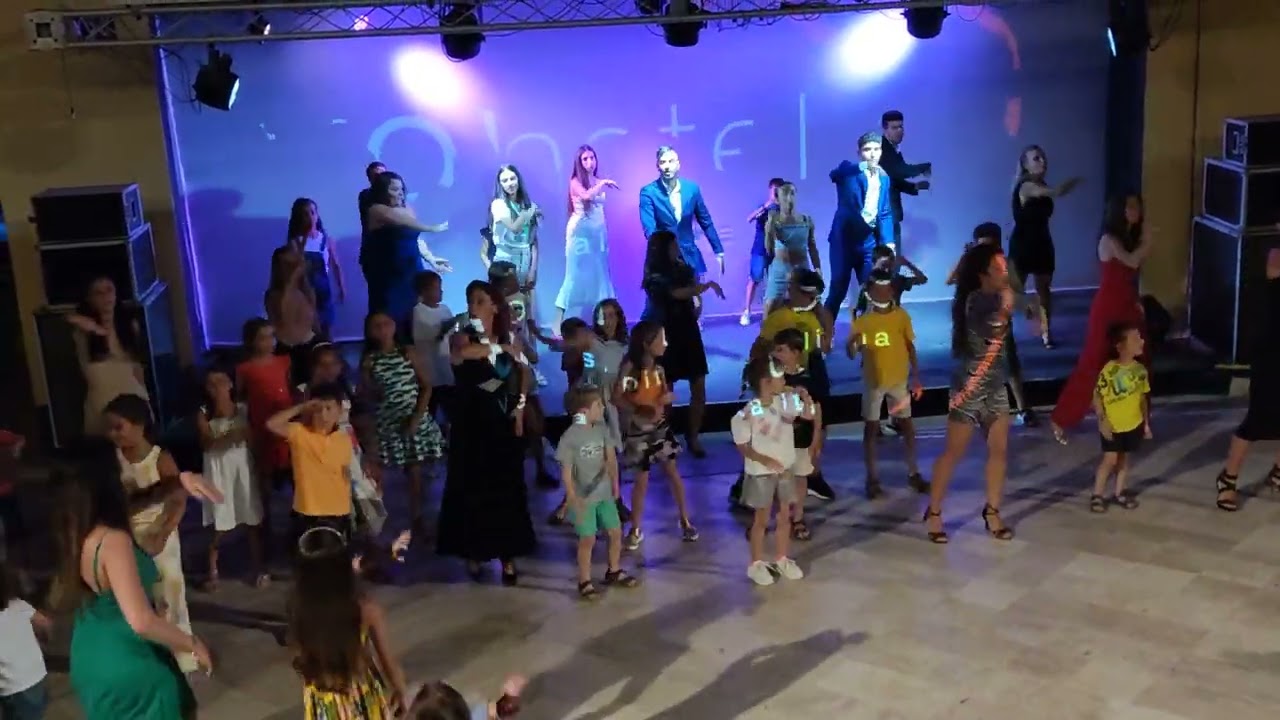 Voi Colonna Village - Sigla 2 -